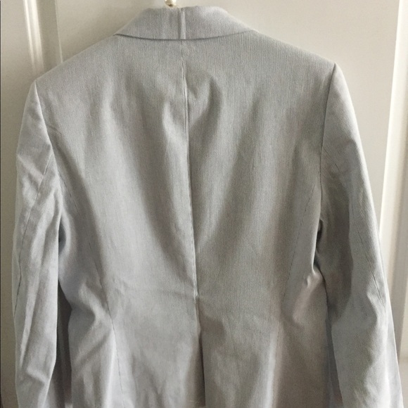 Calvin Klein - Picture 2 of 5